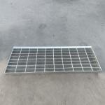 Welded Type Metal Stair Tread Grating With Steel Checker Plate Residential Grating for sale