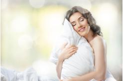 China Home TextilesHealthy  Feather and Down Pillows supplier
