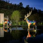 Geometric Fiberglass Outdoor Statues Decorative Large Metal Deer Sculpture for sale