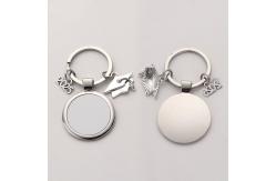 China Grad Souvenir Keyring Key Pendant Personalized Graduation Gifts Sublimation Graduation Keychain supplier