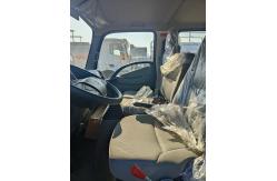 China JMC Truck 4x2 Carrying Plus 2800WB 2850WB Single Cabin With Cargo Body supplier