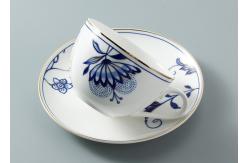 China OEM ODM Glossy Surface 45% Bone China Dinnerware Set supplier