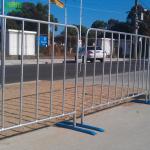 1.8m X 0.9m Billboard Crowd Barrier Fencing Temporary Road Safety Traffic for sale