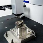 3D Coordinate CMM Measuring Machine Equipment 2.2MPE Um Accuracy for sale
