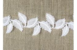 China Milk Silk Water Soluble Chemical Polyester Lace Trim For Dresses Feather Pattern supplier