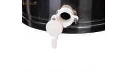 China 6 Frame Manual Honey Extractor Machine Stainless Steel Honey Extraction Processing supplier