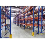 Space Saving Very Narrow Aisle Racking Load Capacity 200-1000kgs Adjustable Level for sale