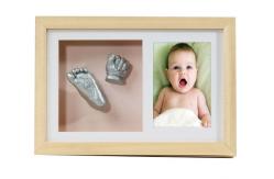 China Newborn 3D Baby Casting Kit , Artificial Style Natural Wooden Photo Frame supplier