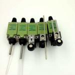 Travel Limit Switch Industrial Electrical Controls Actuating Head Plunger Rotating Arm Roller