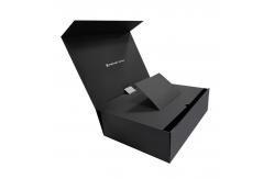 China Matt Lamination Rigid Collapsible Box Packaging Rigid Foldable Magnetic Gift Box supplier