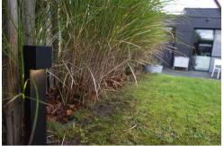 China Square Solar Pathway Bollard Light Modern Decorative For Illumination supplier