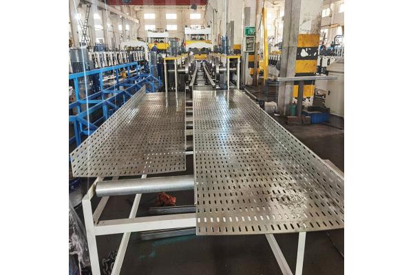 Hydraulic Roof roll Cable Tray Roll Forming Machine 5T 15kw