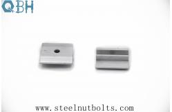 China Anodizing Aluminum 6005-T5 SS 304 Middle Clamp For Photovoltaic Field supplier