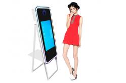 China Advertising Interactive Mirror Photo Booth With Camera Printer supplier