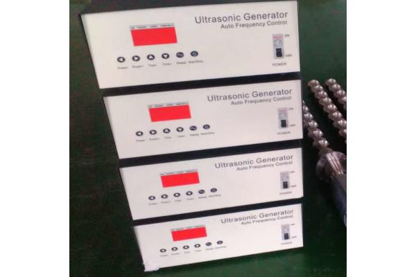 Cleaning 200w-4000w Digital Ultrasonic Generator Remote Control