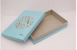 China Gold Foil Rigid Cardboard Gift Boxes With Lids 70g/M2 ISO9001 supplier
