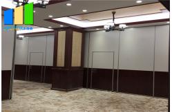 China Five Star Hotel Soundproof Folding Partition Walls With Aluminum Tracks supplier