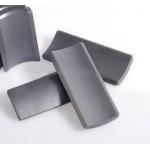 Sintered Hard Ferrite Magnet Charcoal Gray SrO 6Fe2O3 3.6KJ/M3 BH for sale