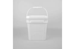 China 5 Liter Polypropylene White Square Plastic Buckets For Detergent supplier