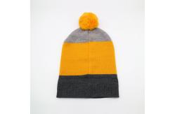 China Lightweight 58CM Knit Beanie Hats For Winter Season In Black Grey Yellow supplier