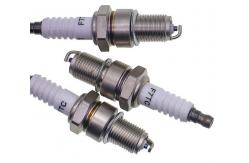 China Fuel Saving Auto Spark Plugs F7TC Equivalent F6tc Wr7dc + W20ep-U supplier