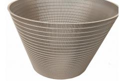 China High Strength 30mm Width AISI 304 Wedge Wire Strainer Rectangular supplier
