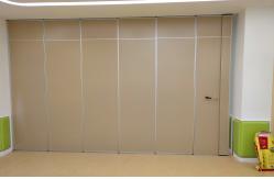 China Ceiling Track Divide Space Acoustic Movable Wall Panel Width 800-1200 mm supplier