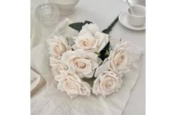 China Artificial silk rose bouquet wedding decoration supplier