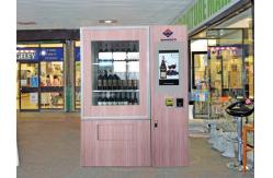 China Touch Screen Red Wine Vending Machine For Street , Juice Vending Machine supplier