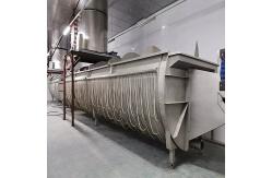 China 6m Poultry Farming Equipment The Beheaded Chicken Feet Cooling Machine supplier