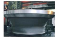 China Roller Plate Vertical Mill Machine Roller And Sleeve supplier