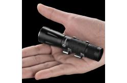 China Diving LED Headlamp Flashlight Work Under Water 150m Light Distance supplier
