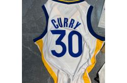 China 30 Curry White Custom Basketball Uniforms Polyester White Basketball Shirt supplier