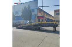 China Anti Slip 10 T Mobile Container Loading Ramp With Pneumatic Tires supplier