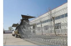 China Mobile Security Barrier Of Hot Dipped Galvanized 3d Razor Wire Trailer 1000w supplier