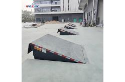 China 6T-20T Forklift Dock Plate Warehouse Dock Leveler With Push Button supplier