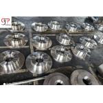 100kg - 7ton Forged Steel Flange 42CrNiMo C45 Close Die Forging OEM Available for sale