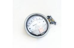 China 15 Psi Differential Pressure Instruments Gas Pressure Manometer supplier