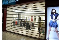 China 12mm Tube Polycarbonate Clear Roller Shutters For Mall supplier