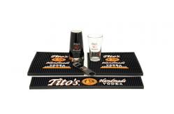 China Custom Promotional Soft PVC Bar Mat Spill Mat Rail Drip Mat Bar Runner supplier