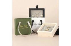 China Rectangular Jewelry Packaging Box Elegant Presentation Package Recyclable supplier