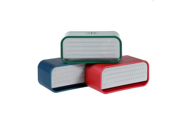 heavy bass sound durable 2*3w bluetooth speaker