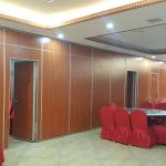 Banquet Hall Sliding Folding Acoustic Partition Wall Panel Weight 25-35 KG for sale