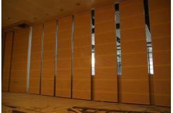 China Fireproof Aluminum Frame Folding Partition Walls For Conference Room supplier