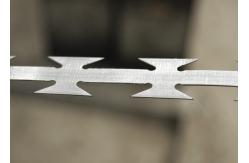 China Concertina Razor Wire Creates Security Barrier To Protect Property supplier