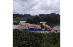 China Large Aquatic Plant Harvester With Diesel Engine For Water Weed Harvesting supplier