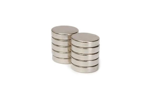 N52 - 1/4 x 1/16 Inch Neodymium Disc Magnets