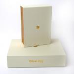 China Customizable Logo And Printing Solutions For Foldable Gift Boxes With Ribbon manufacturer