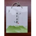 Matt Laminated 250gsm Kraft Paper Merchandise Bags With Nylon Rope Handle for sale