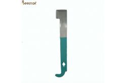 China Stainless Steel Beekeeper Hive Tool Beekeeping Hook Equipment Scraper Tools supplier